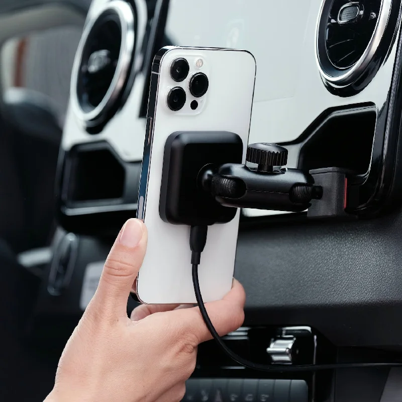 Mercedes-Benz Sprinter 2019-2025 Magnetic Charging Phone Mount